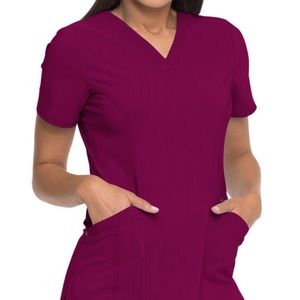 Dickies maroon women scrubs !